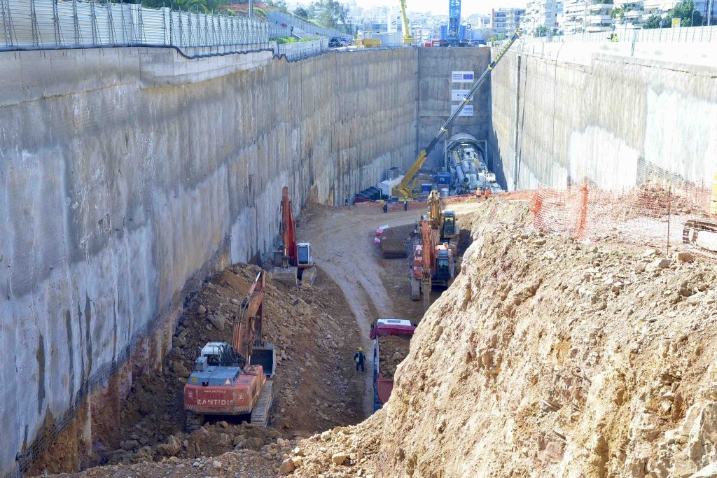 Επίσκεψη της πολιτικής ηγεσίας του Υπουργείου Υποδομών και Μεταφορών σε εργοτάξια κατασκευής της Γραμμής 4 του Μετρό της Αθήνας